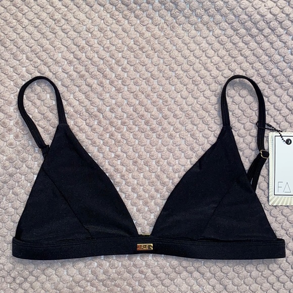 FAE NALU TOP NERO BLACK NWT - Picture 8 of 9